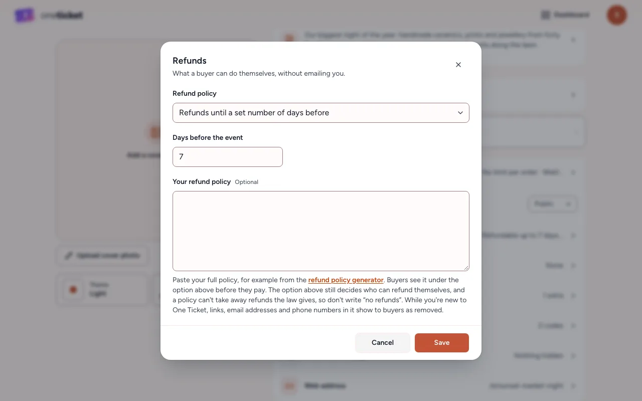 The Refunds panel: the refund policy options and the box for your own written policy